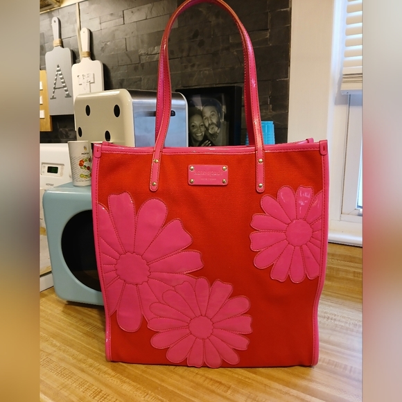 Kate Spade Canvas Patent Floral Tote Red Pink RARE EUC - Picture 8 of 16